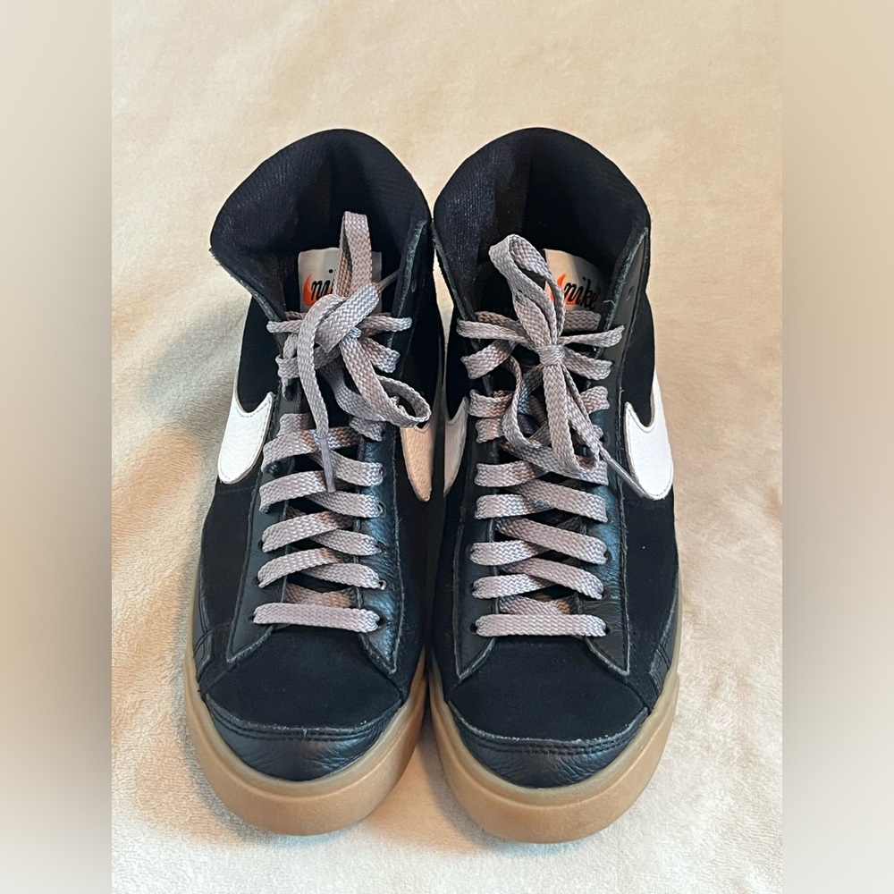Nike Kid’s Blazer Mid “77 Suede Sneakers